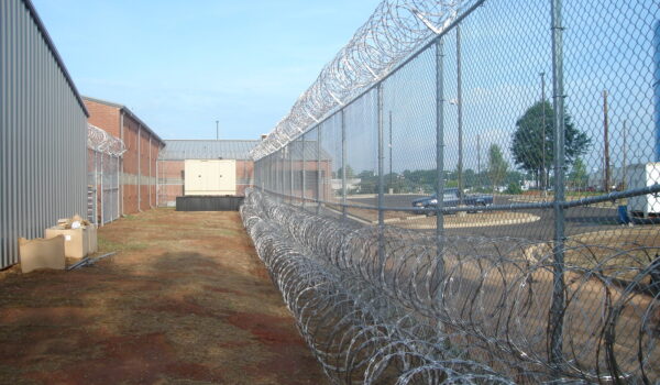 High Security Chain Link Fence With Barbed Wire