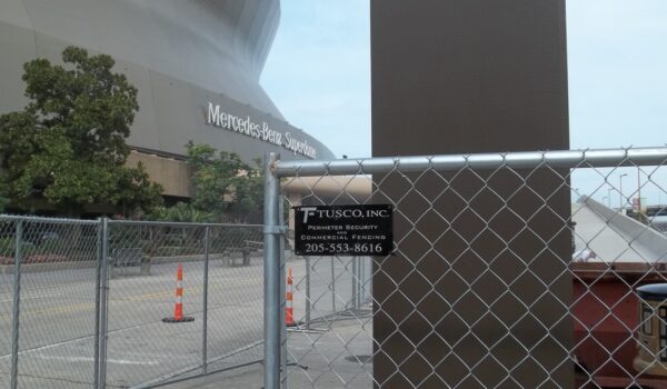 Commercial Cable Fencing Outside Of Mercedes-Benz Superdome